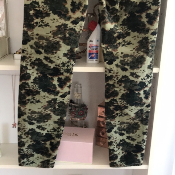 PILCRO High-Rise Button-Fly Skinny Corduroy Pants - Picture 11 of 12